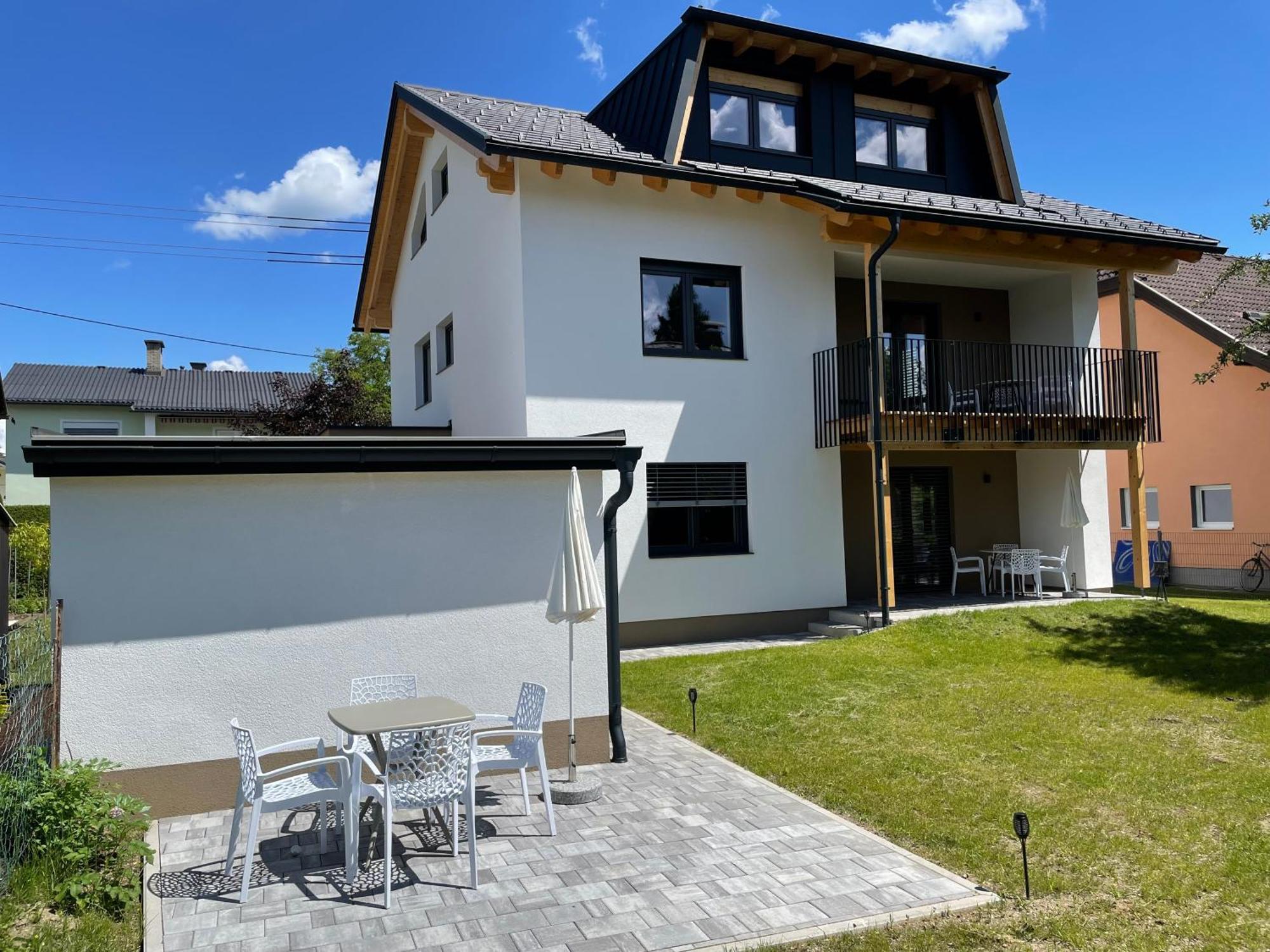 Lake & Town Apartments Klagenfurt Klagenfurt am Woerthersee Exterior photo